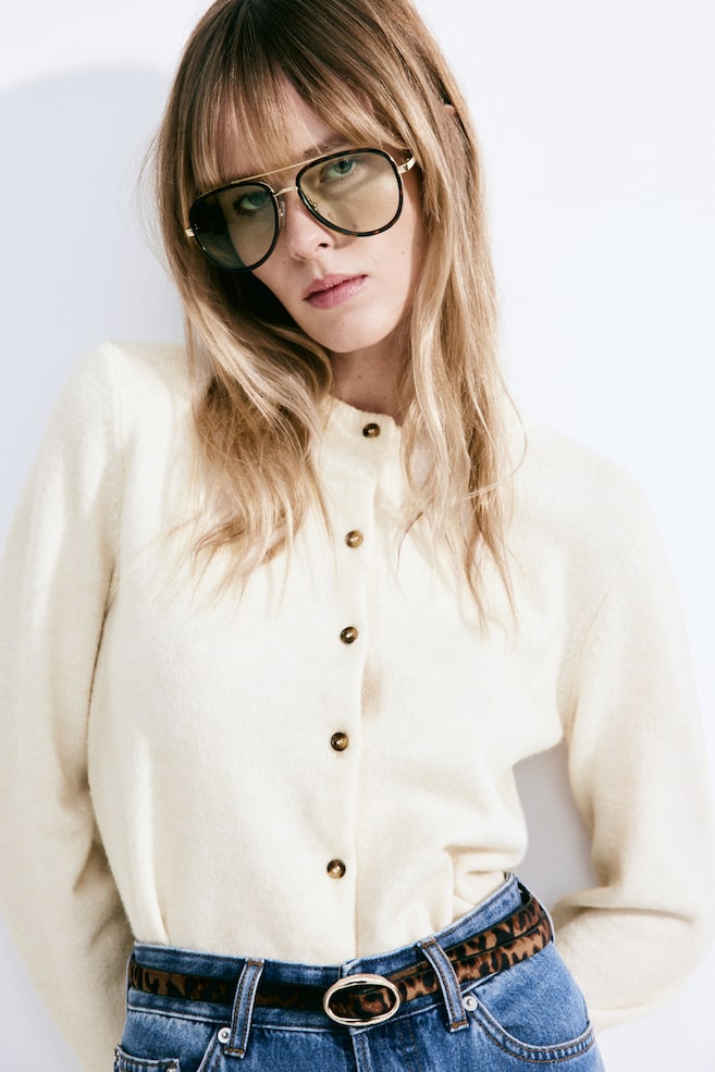 Вязаный кардиган H&M, бежевый
Вязаный кардиган H&M, бежевый