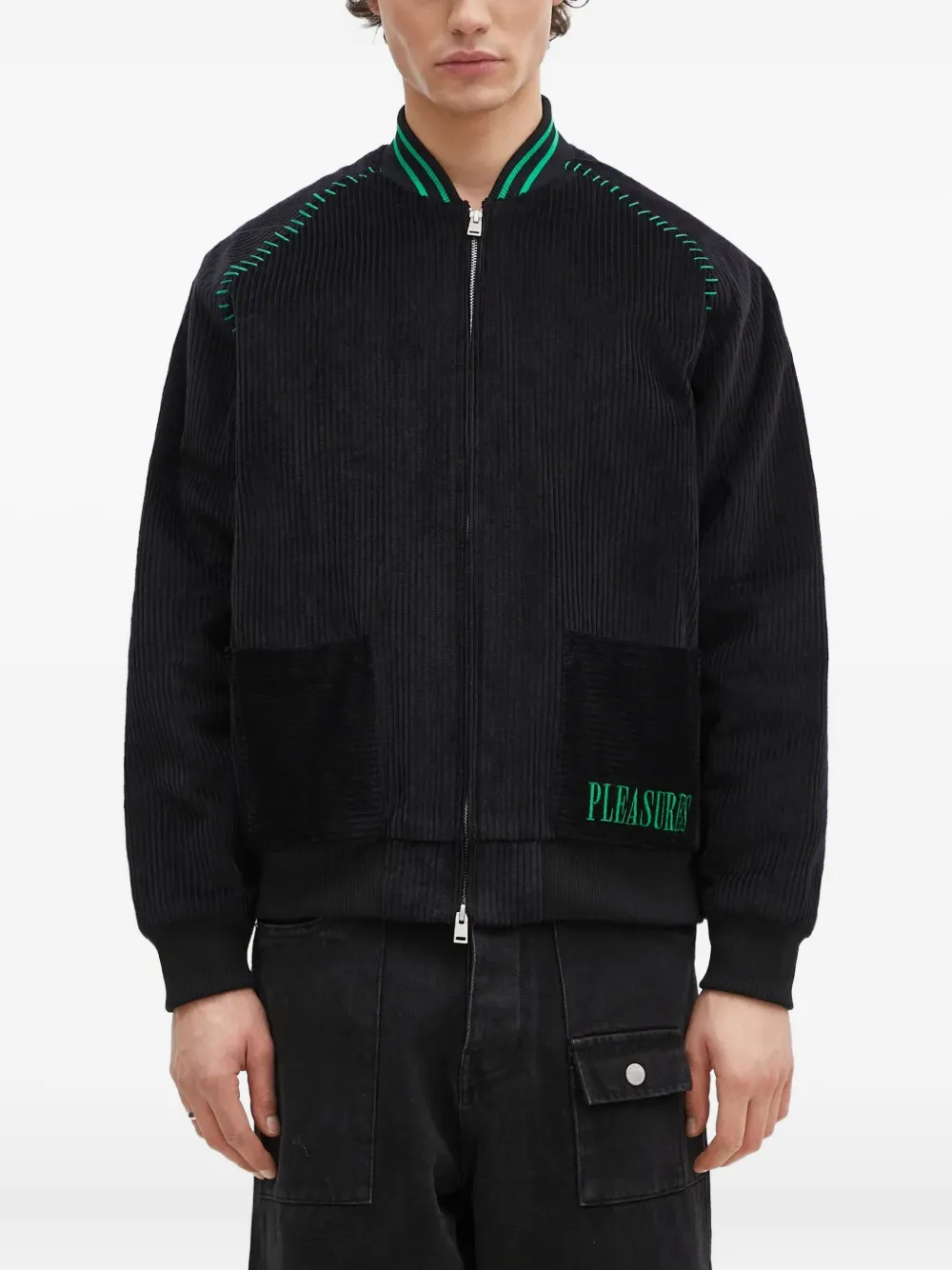 Вельветовый бомбер со вставками в рубчик Pleasures, черный
Вельветовый бомбер со вставками в рубчик Pleasures, черный
