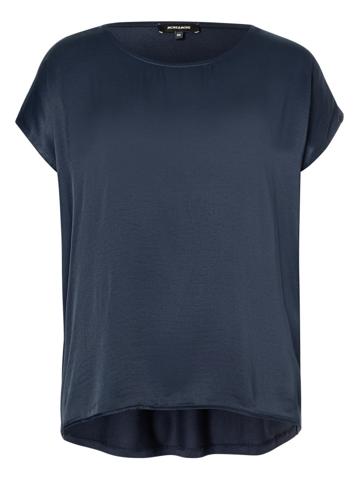 More & More Темно-синяя блузка
More & More Темно-синяя блузка