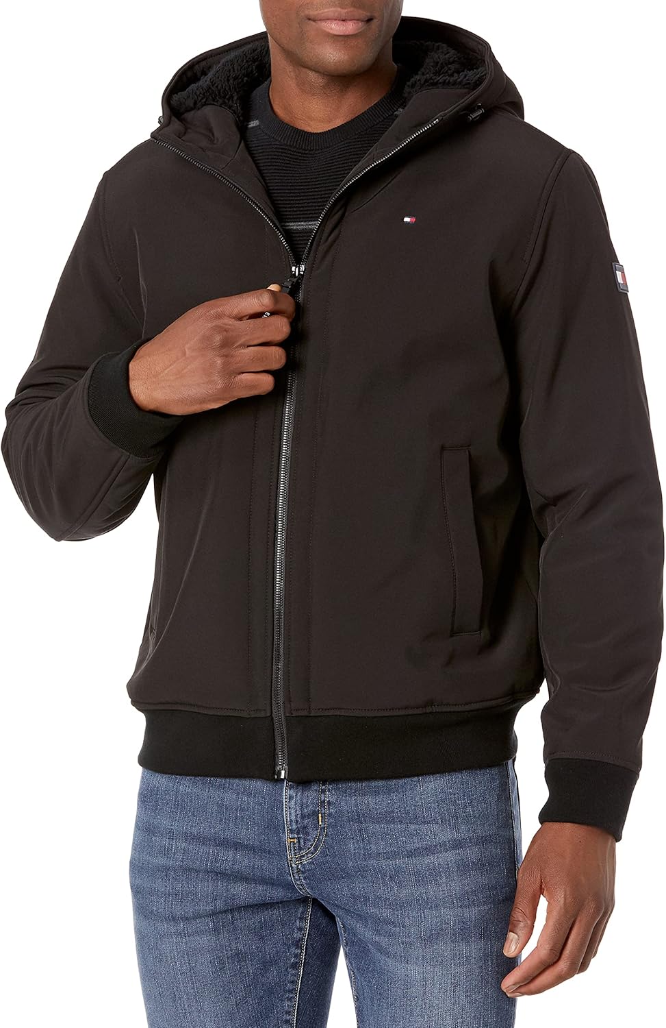 Мужская куртка-бомбер Tommy Hilfiger Soft Shell Active Filled, Black Sherpa Lined W. Patch
Мужская куртка-бомбер Tommy Hilfiger Soft Shell Active Filled, Black Sherpa Lined W. Patch
