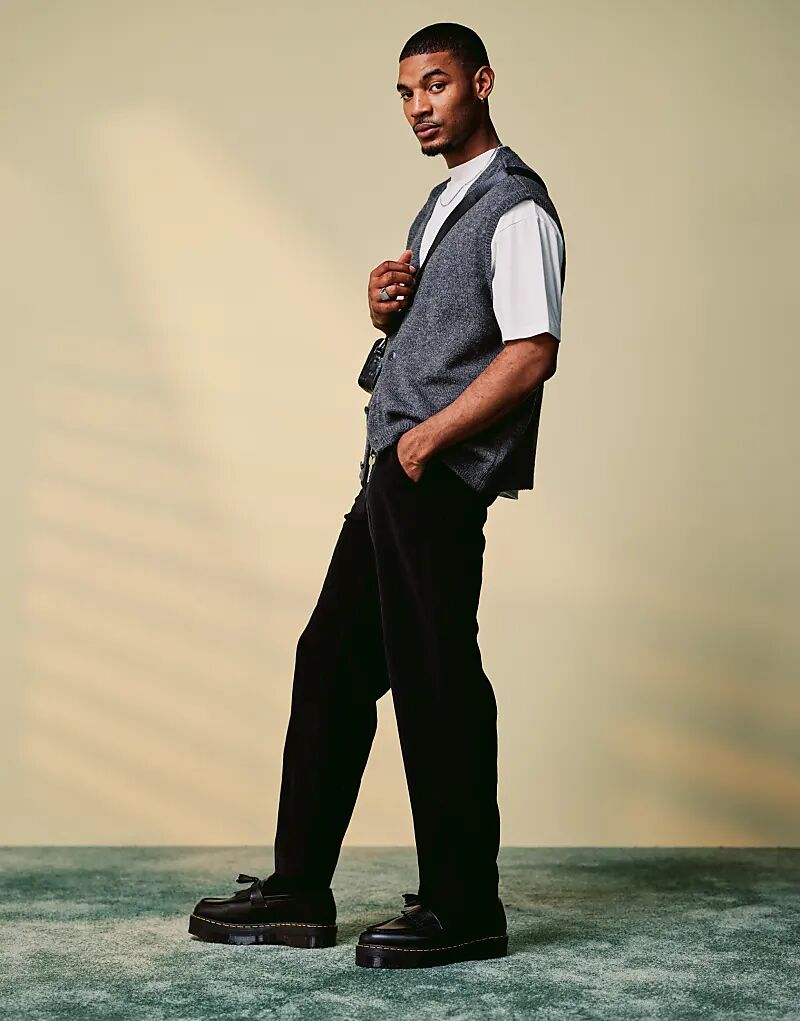 Черные мешковатые вельветовые брюки ASOS DESIGN
Черные мешковатые вельветовые брюки ASOS DESIGN