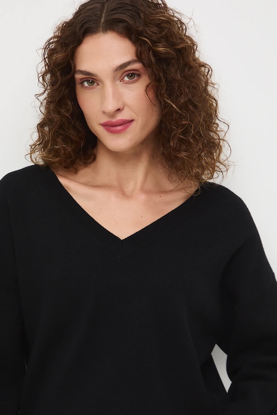 Свитер Medicine, черный
Свитер Medicine, черный