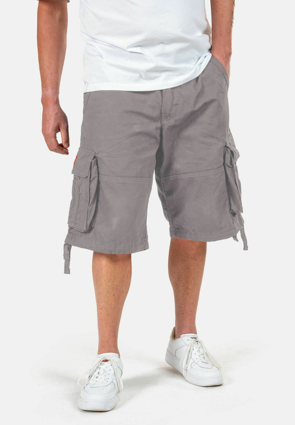 Шорты CYCLONES Molecule, серый
Шорты CYCLONES Molecule, серый