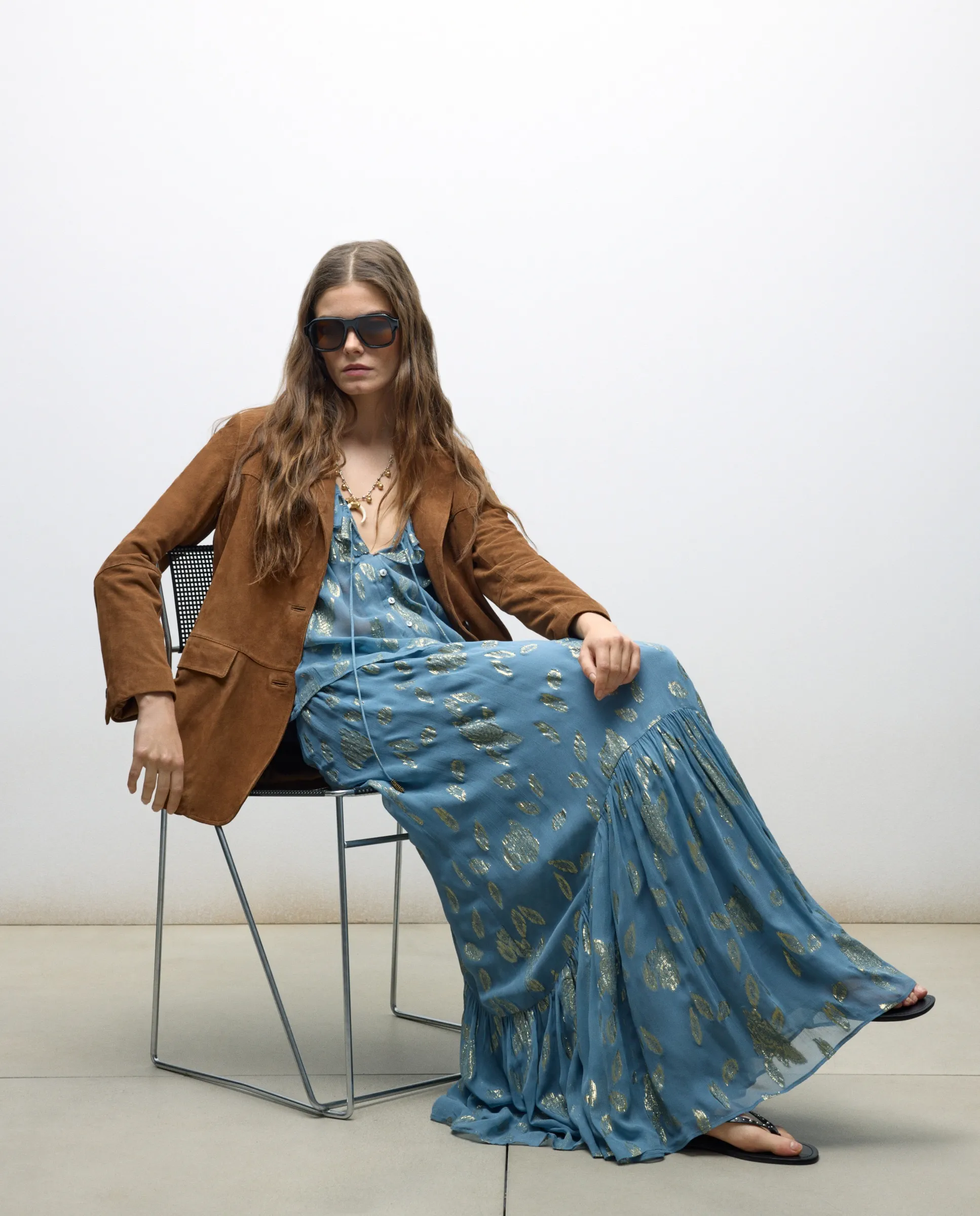 Женская блузка с длинными рукавами жаккард с блеском Tintoretto, светло-голубой 
Женская блузка с длинными рукавами жаккард с блеском Tintoretto, светло-голубой