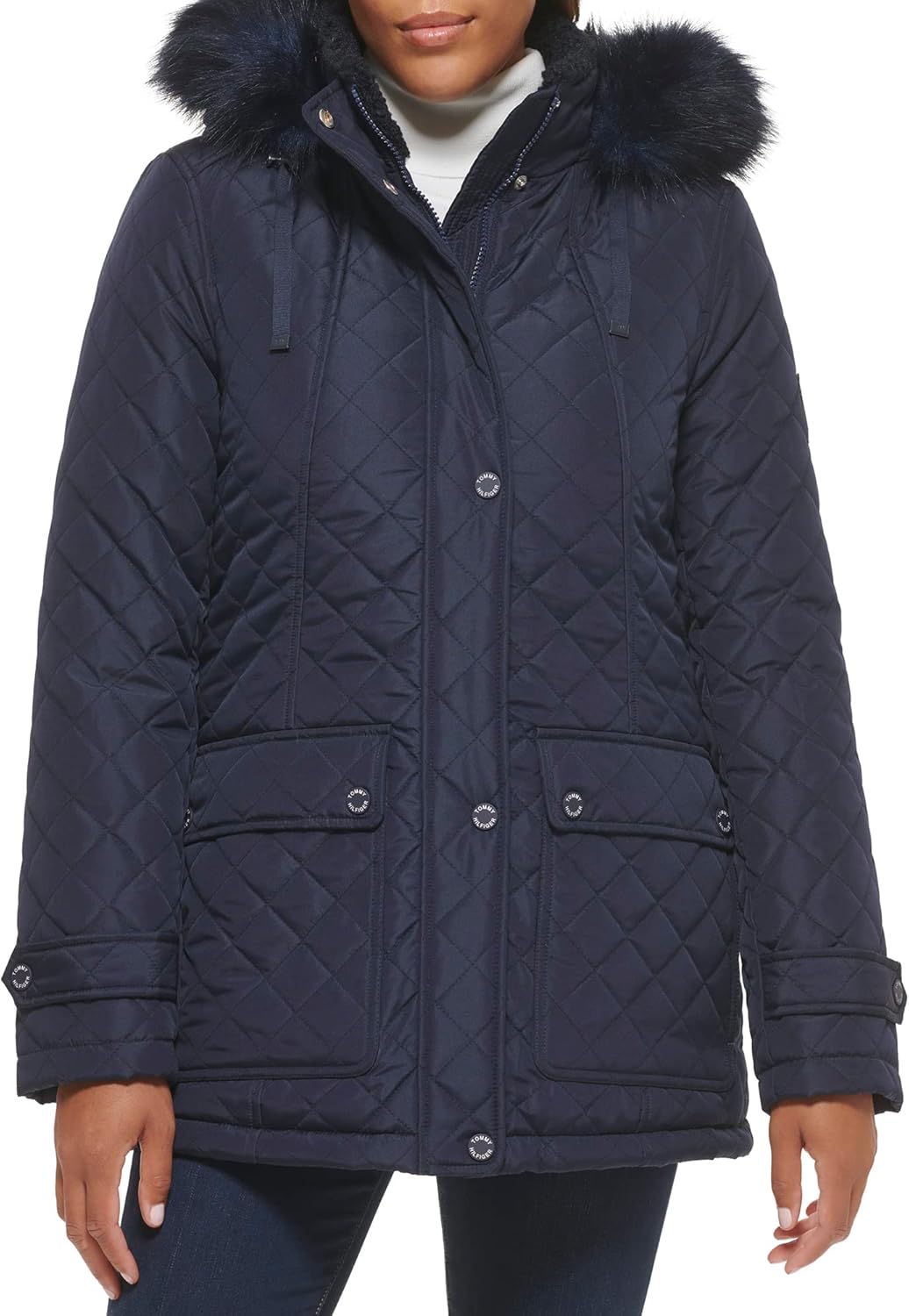 Женская стеганая куртка Tommy Hilfiger с меховым капюшоном и кнопками, Navy
Женская стеганая куртка Tommy Hilfiger с меховым капюшоном и кнопками, Navy
