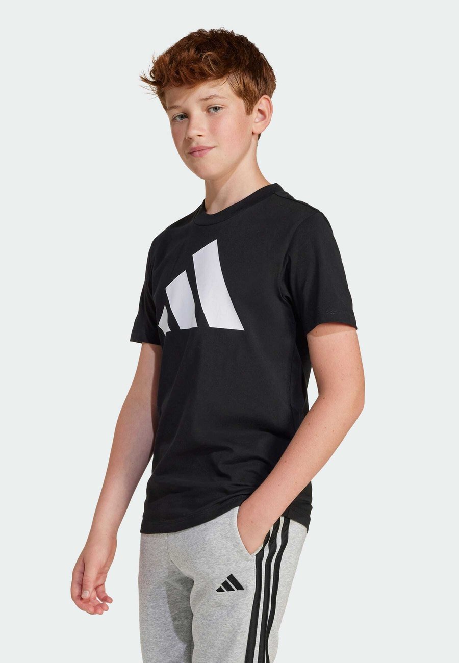 Футболка Adidas Performance ESSENTIALS JUNIOR UNISEX, Black/White/Black, Белый, Футболка Adidas Performance ESSENTIALS JUNIOR UNISEX, Black/White/Black
Футболка Adidas Performance ESSENTIALS JUNIOR UNISEX, Black/White/Black, Белый, Футболка Adidas Performance ESSENTIALS JUNIOR UNISEX, Black/White/Black