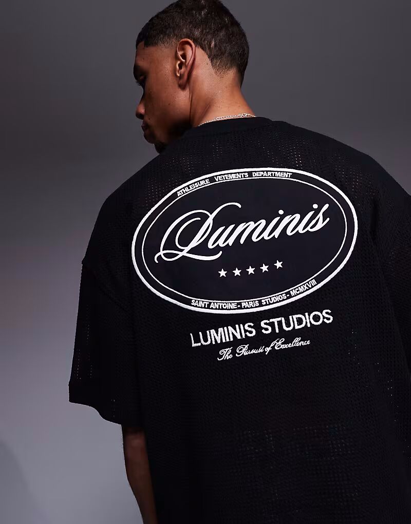 Футболка свободного кроя River Island Luminus, связанная крючком, черного цвета
Футболка свободного кроя River Island Luminus, связанная крючком, черного цвета