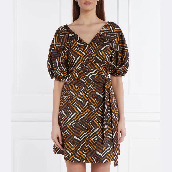 Кривая Max Mara, коричневый 
Кривая Max Mara, коричневый