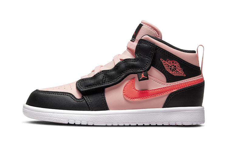 Кроссовки Air Jordan 1 Mid Black Pink Crimson
Кроссовки Air Jordan 1 Mid Black Pink Crimson