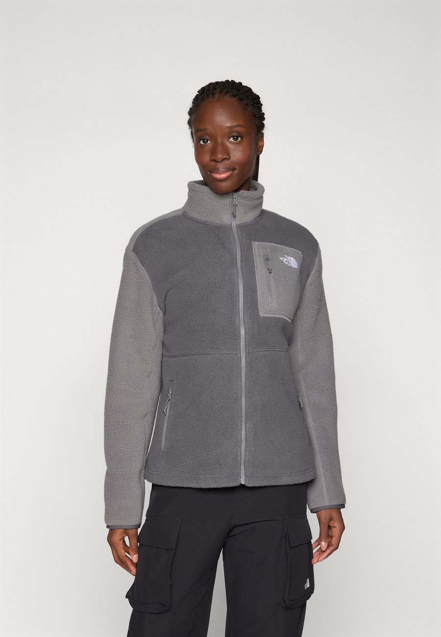 Флисовая куртка The North Face YUMIORI FULL ZIP, Anthracite Grey/Smoked Pearl/Grey
Флисовая куртка The North Face YUMIORI FULL ZIP, Anthracite Grey/Smoked Pearl/Grey