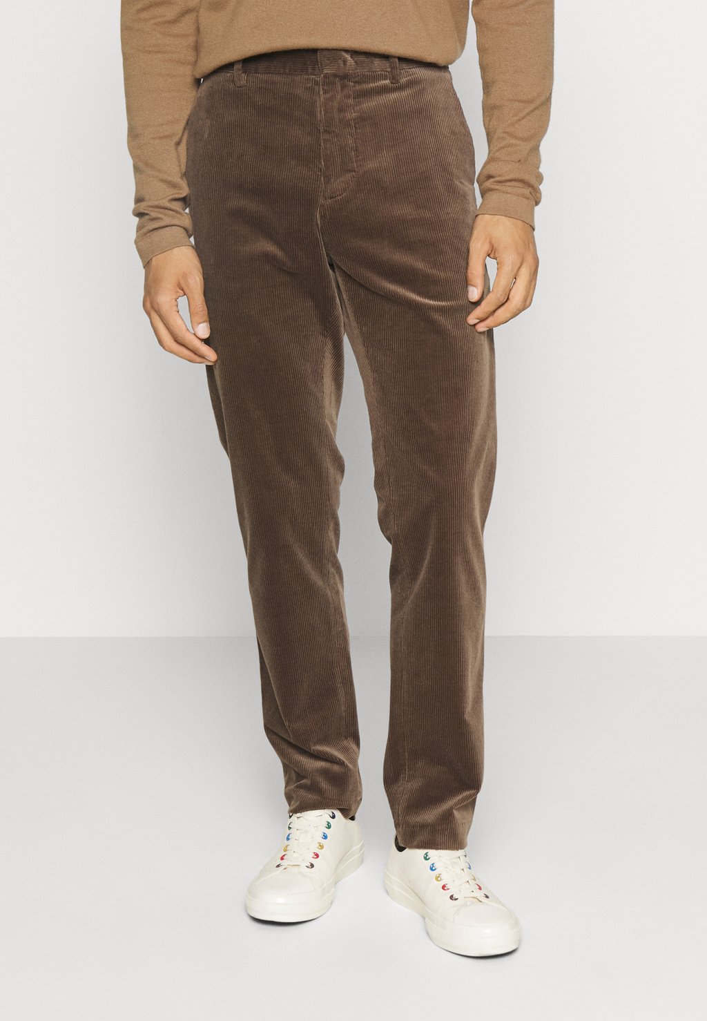 Брюки THEO NN.07, светло-коричневый
Брюки THEO NN.07, светло-коричневый