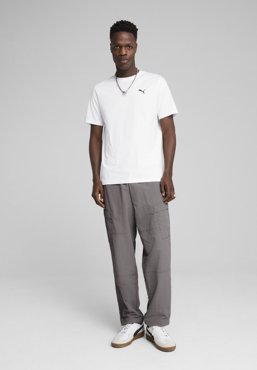 Футболка Puma WARDROBE, White
Футболка Puma WARDROBE, White