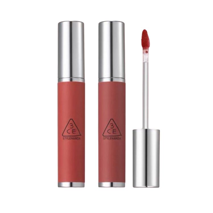 Молочный блеск для губ Velour легко растушевывается, оттенок Complexion, 4 г 3CE
Молочный блеск для губ Velour легко растушевывается, оттенок Complexion, 4 г 3CE