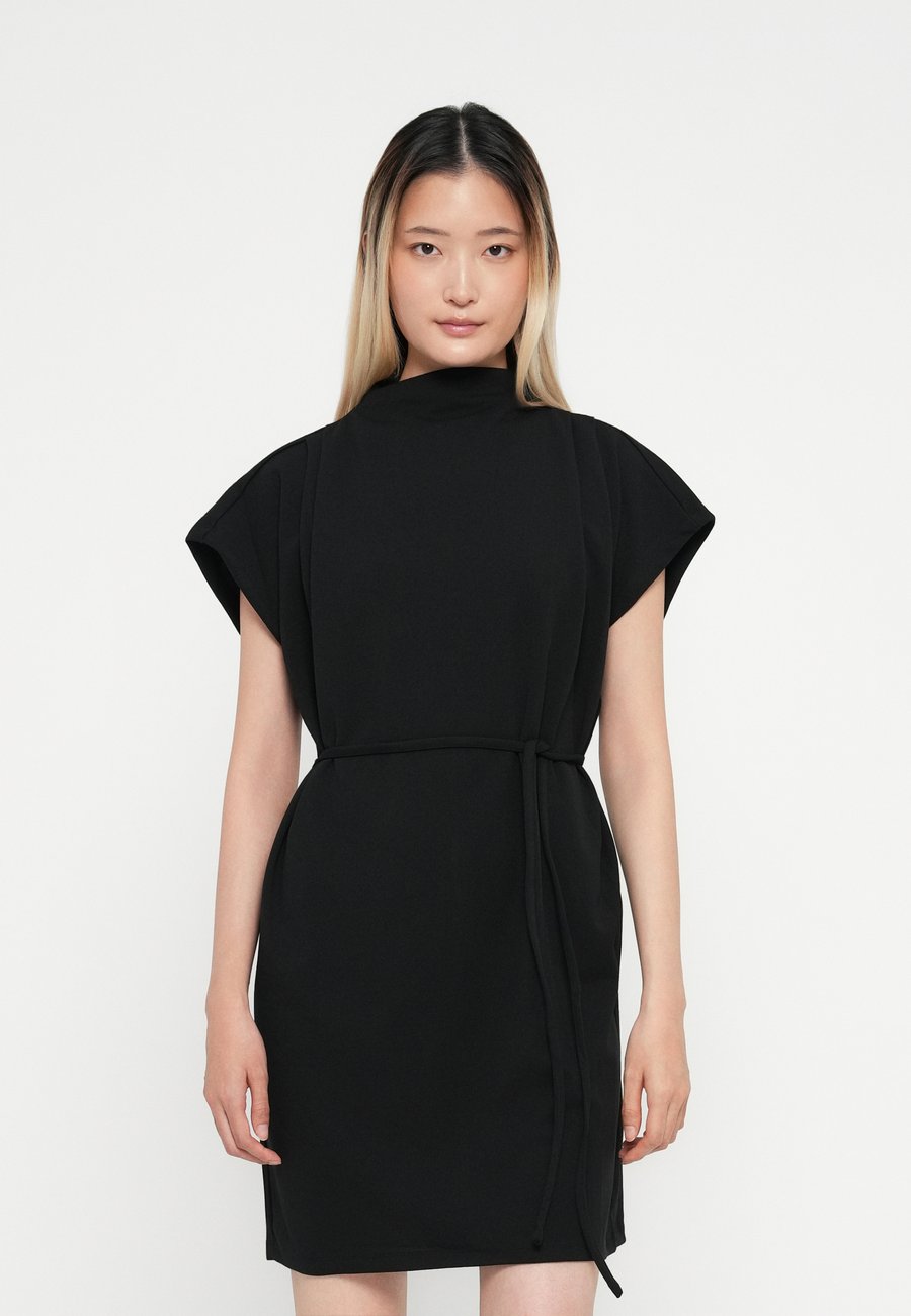 Платье VILA VIMERLANO FUNNELNECK DRESS, Black Beauty/Black
Платье VILA VIMERLANO FUNNELNECK DRESS, Black Beauty/Black