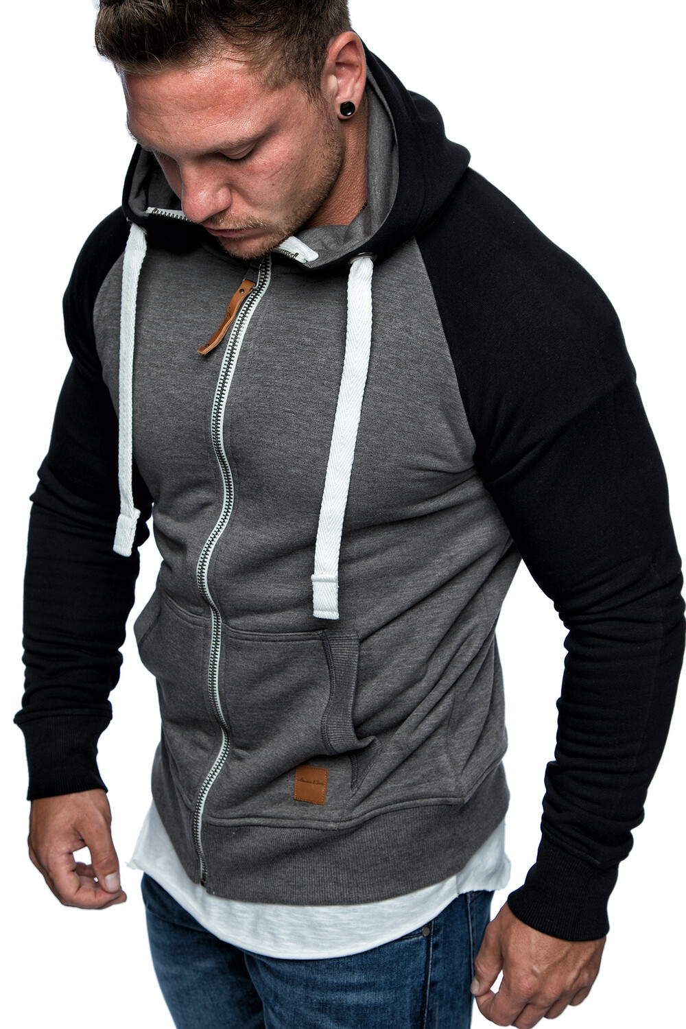 Толстовка Amaci&Sons Sweatjacke EL CAJON, антрацит/черный
Толстовка Amaci&Sons Sweatjacke EL CAJON, антрацит/черный