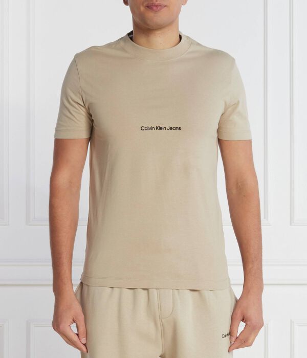 Футболка Calvin Klein Jeans Institutional Regular Fit, бежевый
Футболка Calvin Klein Jeans Institutional Regular Fit, бежевый