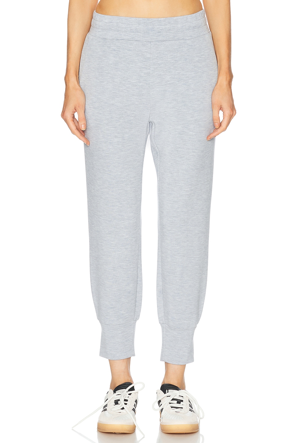 Брюки Slim Cuff 25" Varley, Mid Blue Marl
Брюки Slim Cuff 25" Varley, Mid Blue Marl