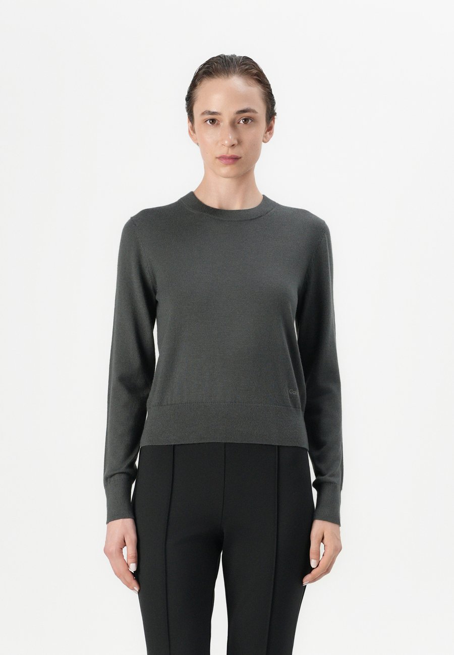 Джемпер Calvin Klein Jumper, Asphalt/Grey
Джемпер Calvin Klein Jumper, Asphalt/Grey