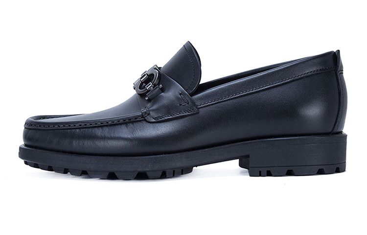 FERRAGAMO Мужская повседневная мужская одежда 
FERRAGAMO Мужская повседневная мужская одежда