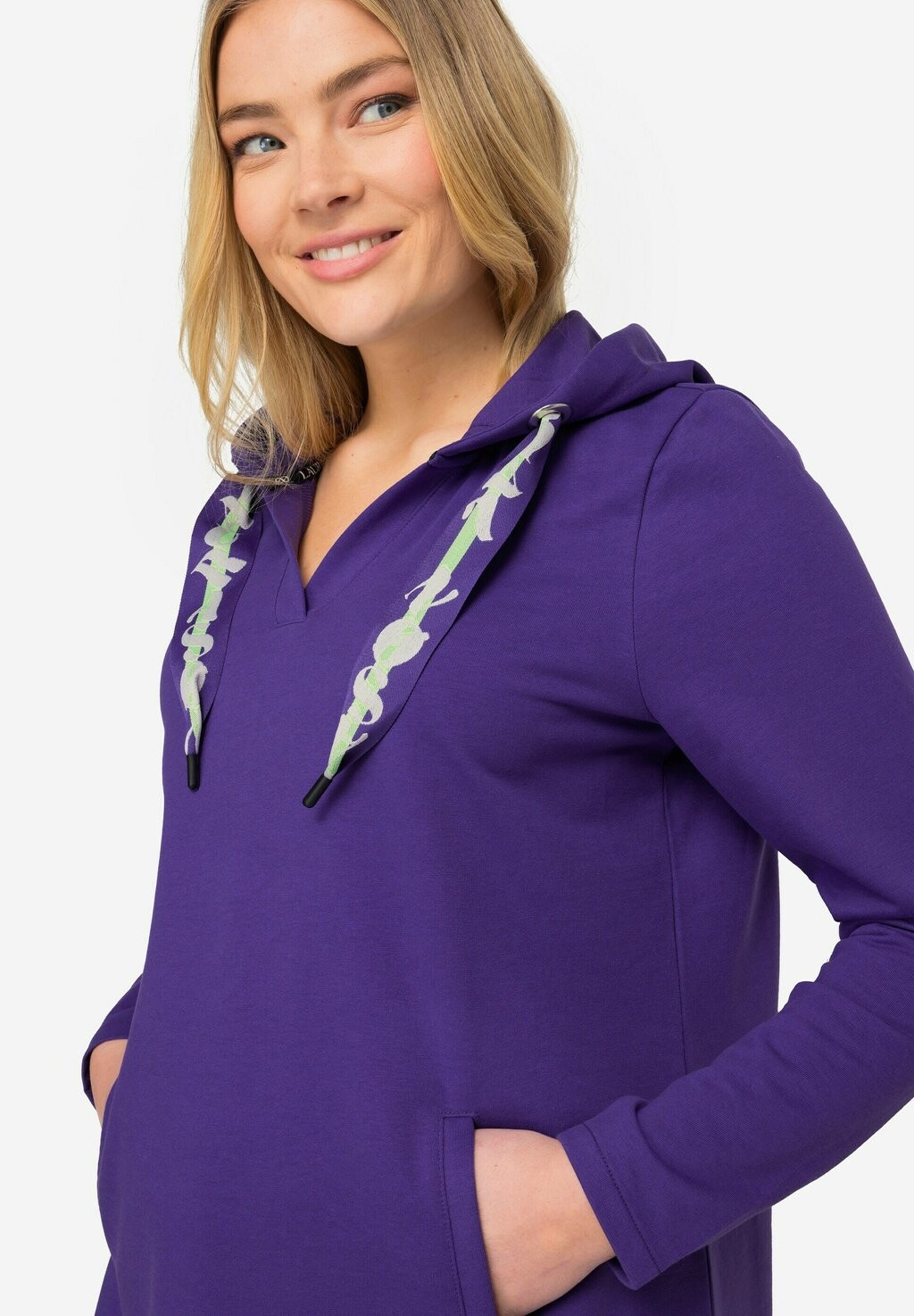 Дневное платье KAPUZE LAURASØN, фиолетовый
Дневное платье KAPUZE LAURASØN, фиолетовый