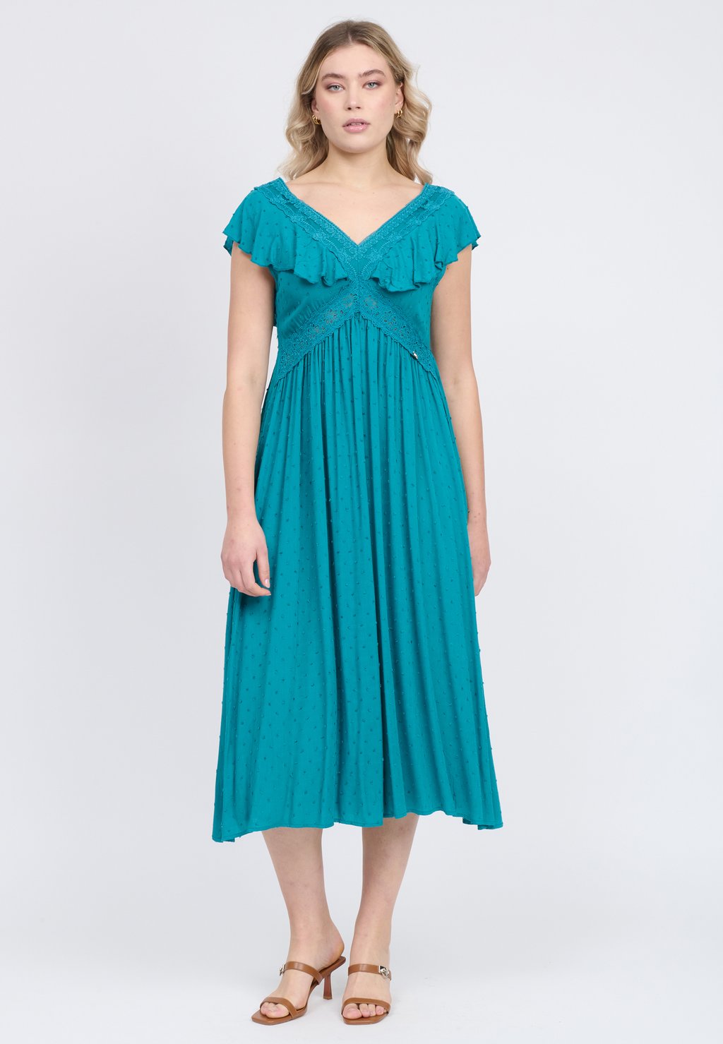 Повседневное платье DOBBY Maison Form'elle, цвет Lagoon
Повседневное платье DOBBY Maison Form'elle, цвет Lagoon