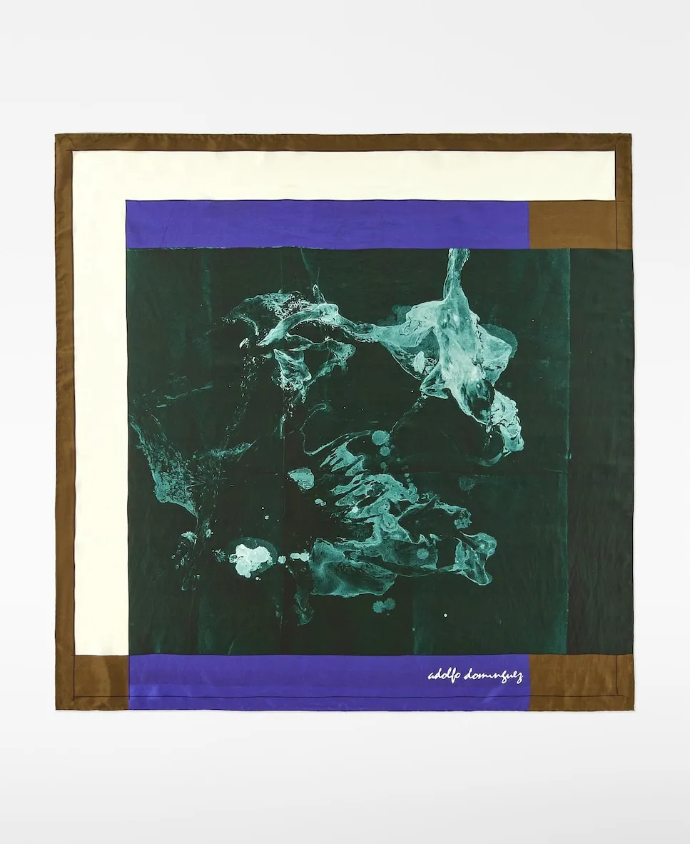 Женский макси-платок из принтованного шелка Adolfo Dominguez, темно-зеленый
Женский макси-платок из принтованного шелка Adolfo Dominguez, темно-зеленый