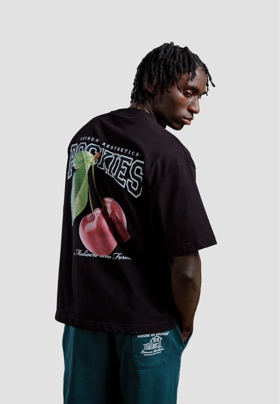 Футболка Pockies UM CHERRIES TEE, Black, Черный, Футболка Pockies UM CHERRIES TEE, Black
Футболка Pockies UM CHERRIES TEE, Black, Черный, Футболка Pockies UM CHERRIES TEE, Black