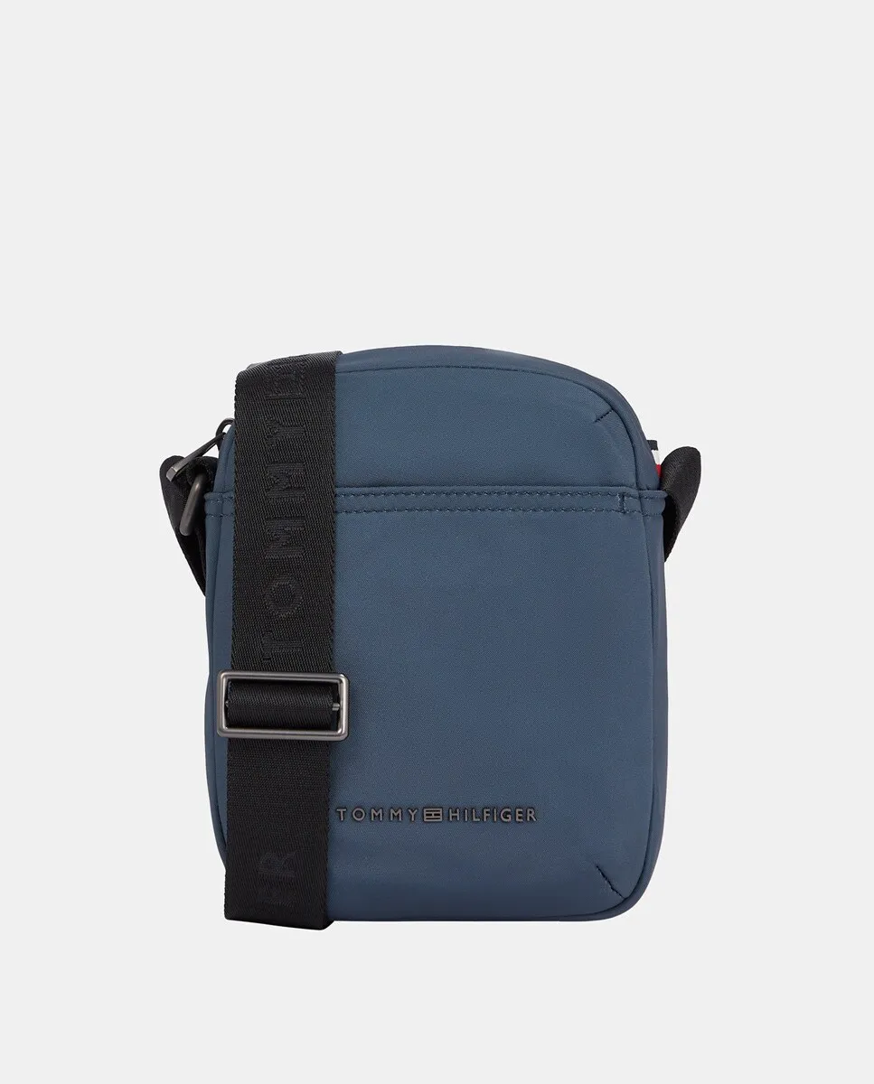 Мужская мини сумка на плечо в стиле репортер синего цвета Tommy Hilfiger, синий
Мужская мини сумка на плечо в стиле репортер синего цвета Tommy Hilfiger, синий