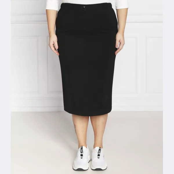 Юбка Ole больших размеров Persona By Marina Rinaldi, черный
Юбка Ole больших размеров Persona By Marina Rinaldi, черный