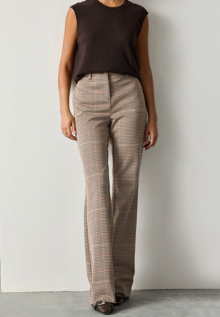 Брюки Next PONTE FLARED, Brown Check/Brown
Брюки Next PONTE FLARED, Brown Check/Brown