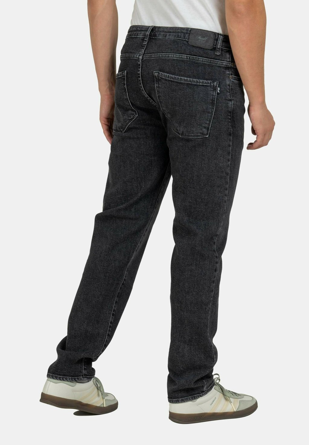 Джинсы прямого кроя BARFLY Reell, черный
Джинсы прямого кроя BARFLY Reell, черный