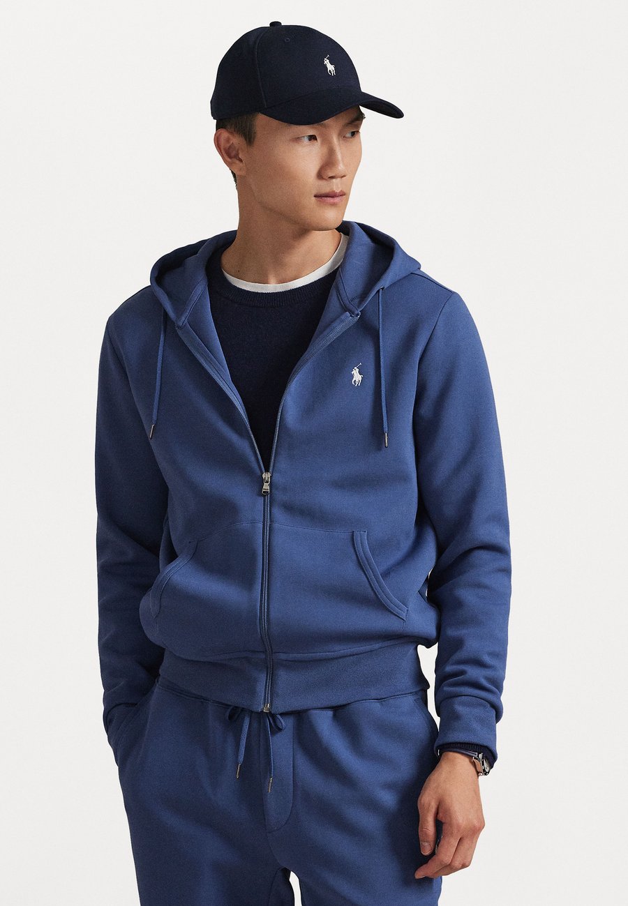 Толстовка Polo Ralph Lauren DOUBLE-KNIT FULL-ZIP HOODIE, Night Navy/Dark Blue, Синий, Толстовка Polo Ralph Lauren DOUBLE-KNIT FULL-ZIP HOODIE, Night Navy/Dark Blue
Толстовка Polo Ralph Lauren DOUBLE-KNIT FULL-ZIP HOODIE, Night Navy/Dark Blue, Синий, Толстовка Polo Ralph Lauren DOUBLE-KNIT FULL-ZIP HOODIE, Night Navy/Dark Blue