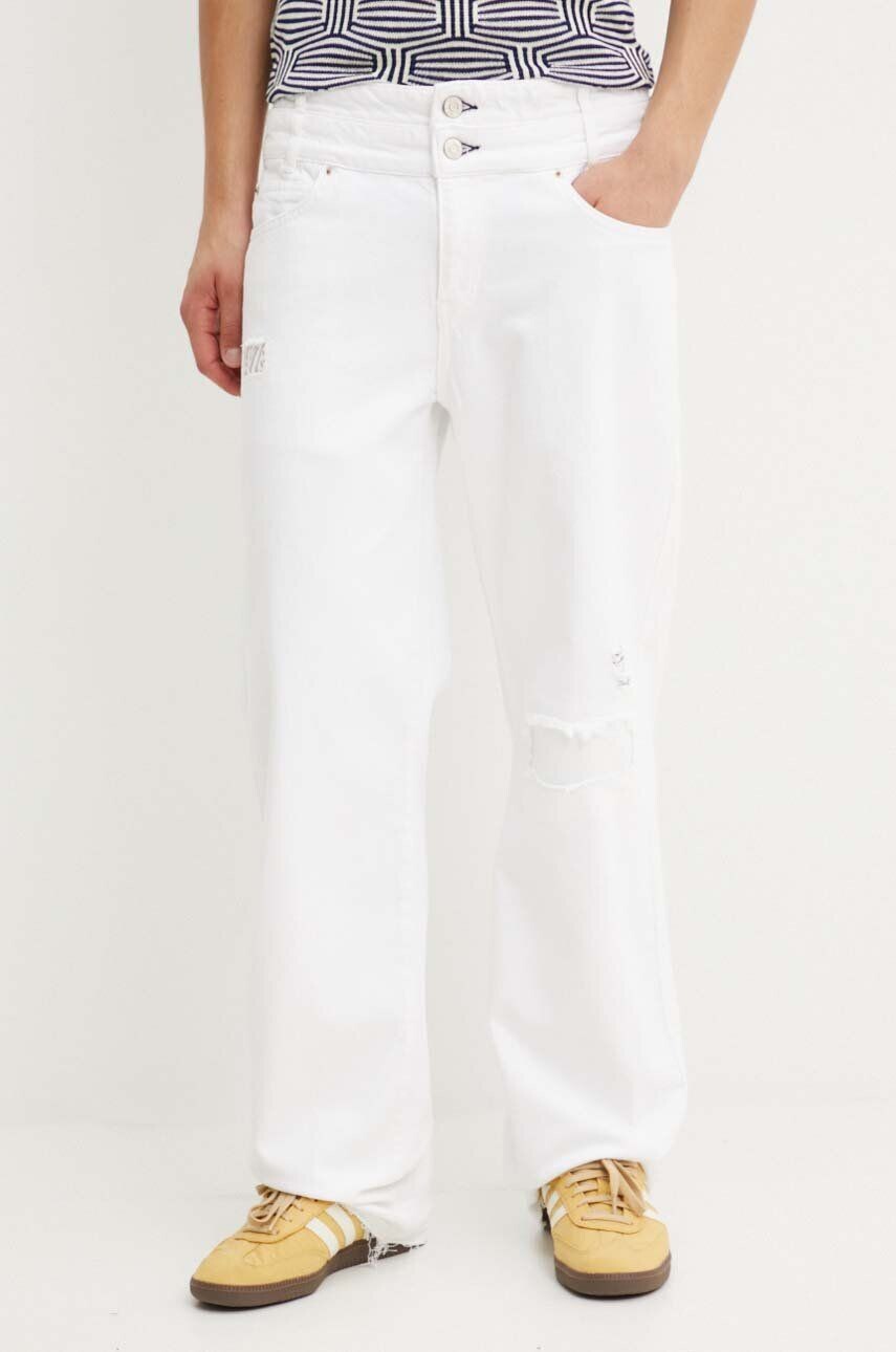 Джинсы Desigual KANSAS, белый
Джинсы Desigual KANSAS, белый