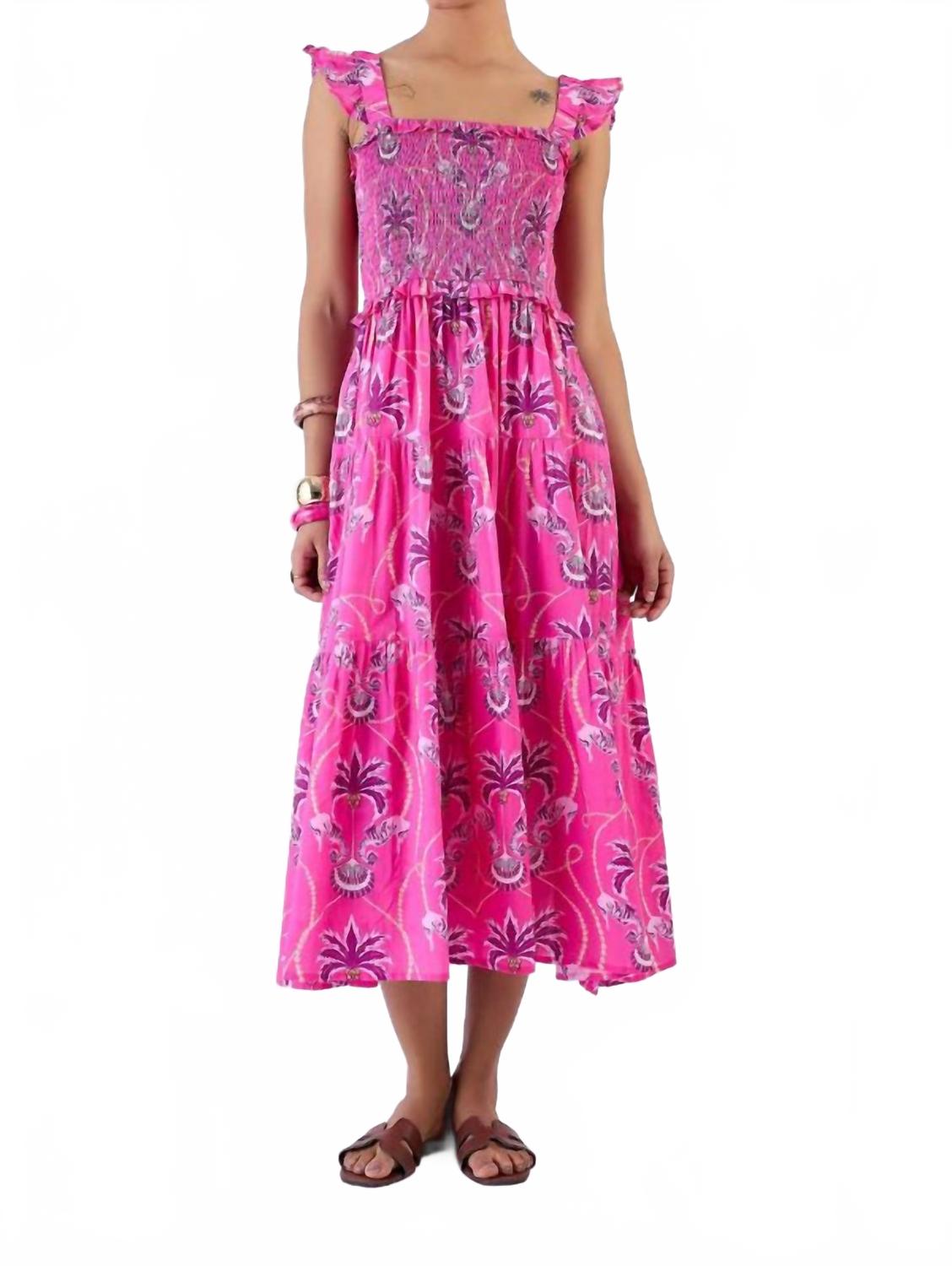 Женское платье Mia в цвете Paradise Island Pink BEYOND by Vera
Женское платье Mia в цвете Paradise Island Pink BEYOND by Vera