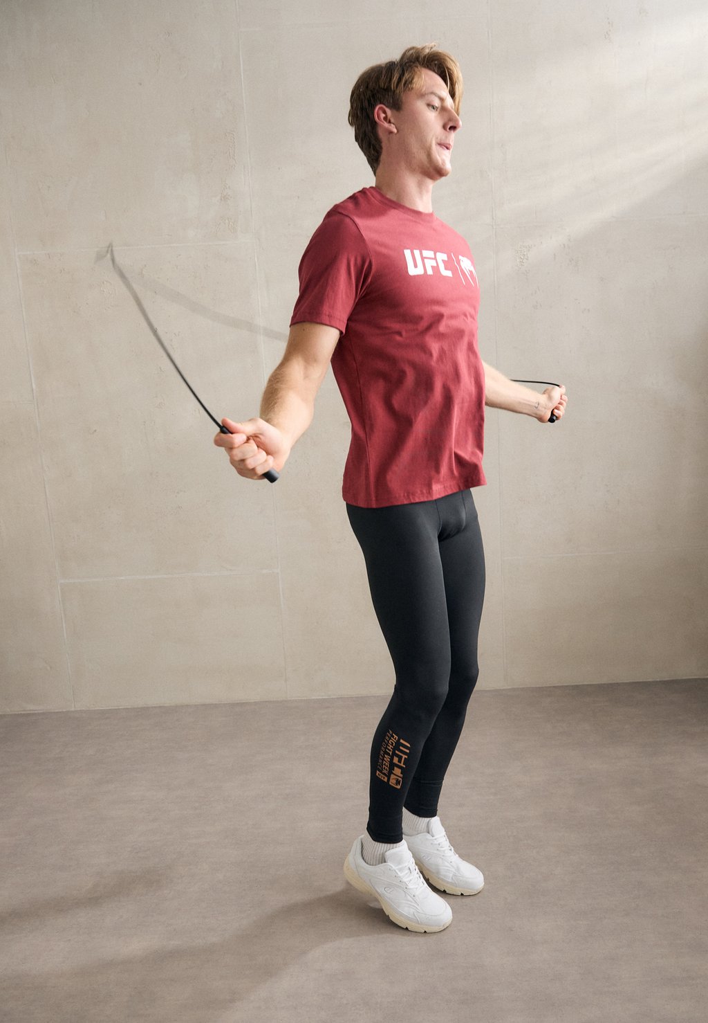 Кроссовки для тренировок RUN 00 UNISEX Champion, белый
Кроссовки для тренировок RUN 00 UNISEX Champion, белый