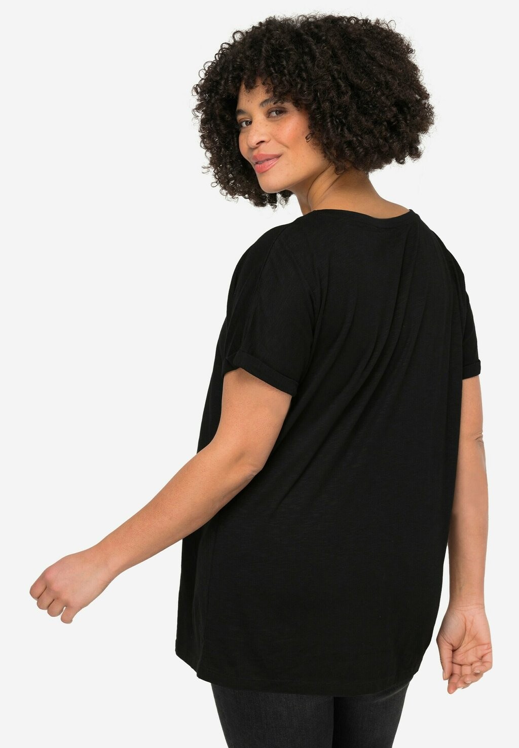 Базовая футболка RUNDHALS HALBARM Angel of Style, черный
Базовая футболка RUNDHALS HALBARM Angel of Style, черный