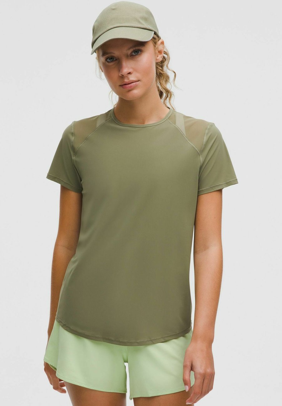 Футболка lululemon Sculpt Short Sleeve, Bay Leaf/Green
Футболка lululemon Sculpt Short Sleeve, Bay Leaf/Green