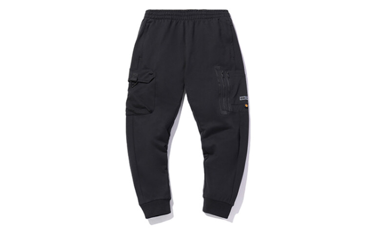 Трикотажные спортивные штаны мужские New Standard черные Lining, черный
Трикотажные спортивные штаны мужские New Standard черные Lining, черный