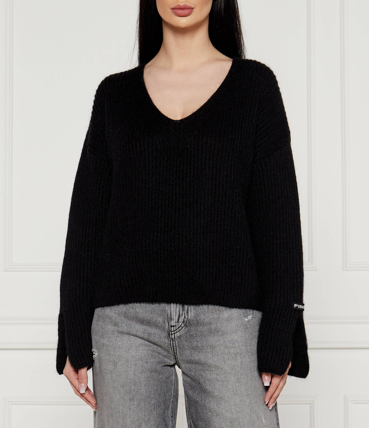 Свитер Pinko KORAT Loose fit, черный
Свитер Pinko KORAT Loose fit, черный