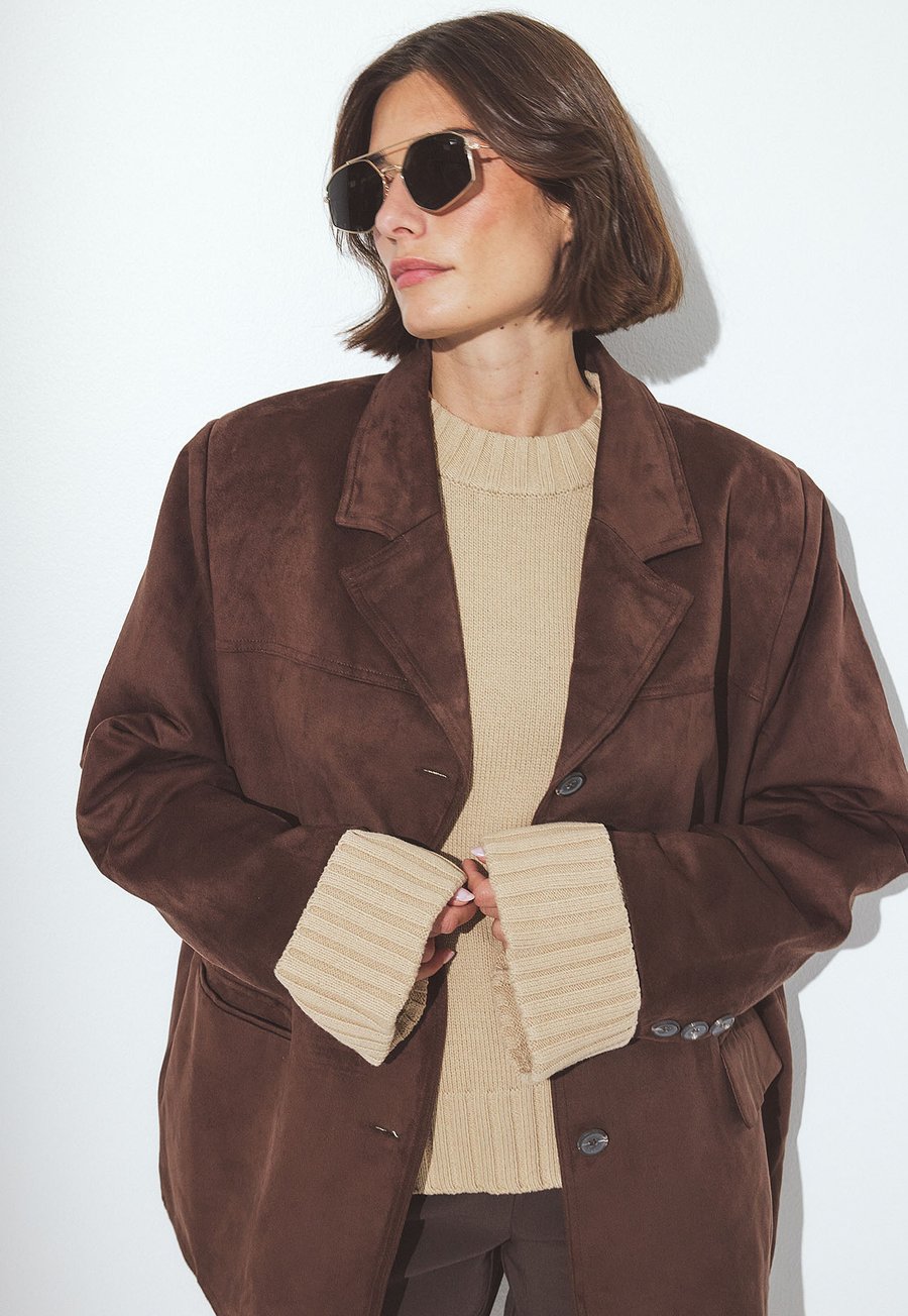 Джемпер NA-KD FOLDED SLEEVE, Beige
Джемпер NA-KD FOLDED SLEEVE, Beige