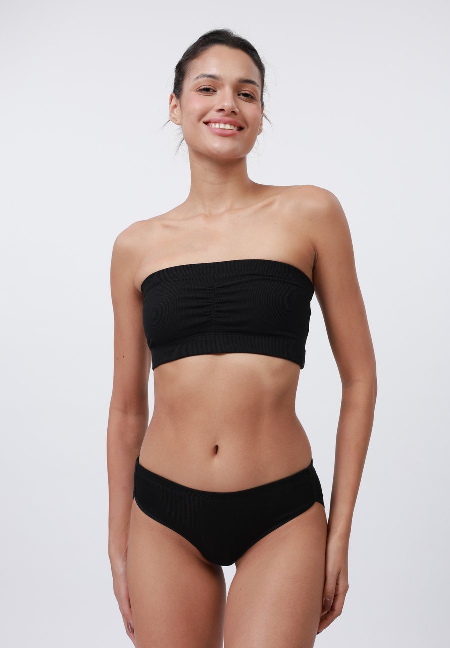 Бюстгальтер Even&Odd 2 PACK, Black
Бюстгальтер Even&Odd 2 PACK, Black