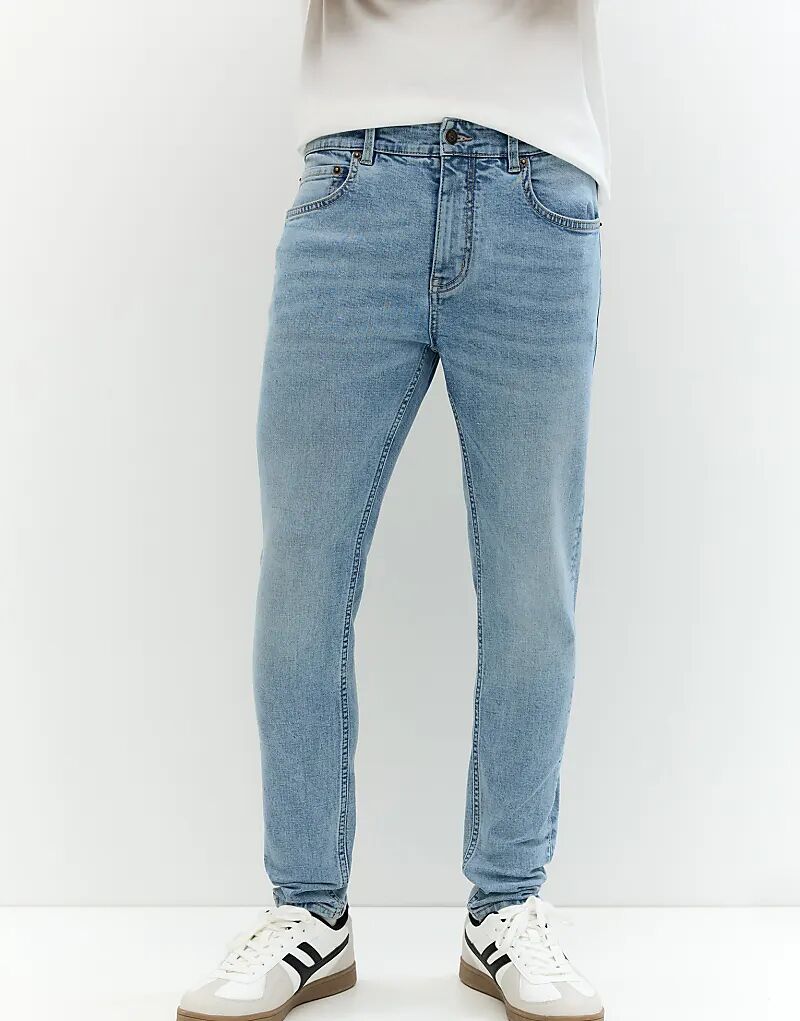 Узкие джинсы Pull&Bear цвета бледно-индиго
Узкие джинсы Pull&Bear цвета бледно-индиго