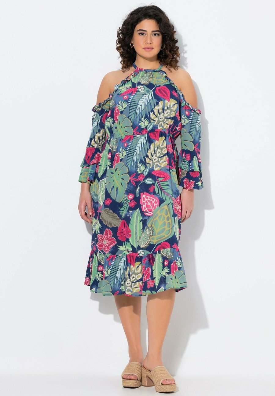 Платье Ulla Popken PRINTED COLD SHOULDER, Inky Blue/Dark Blue
Платье Ulla Popken PRINTED COLD SHOULDER, Inky Blue/Dark Blue