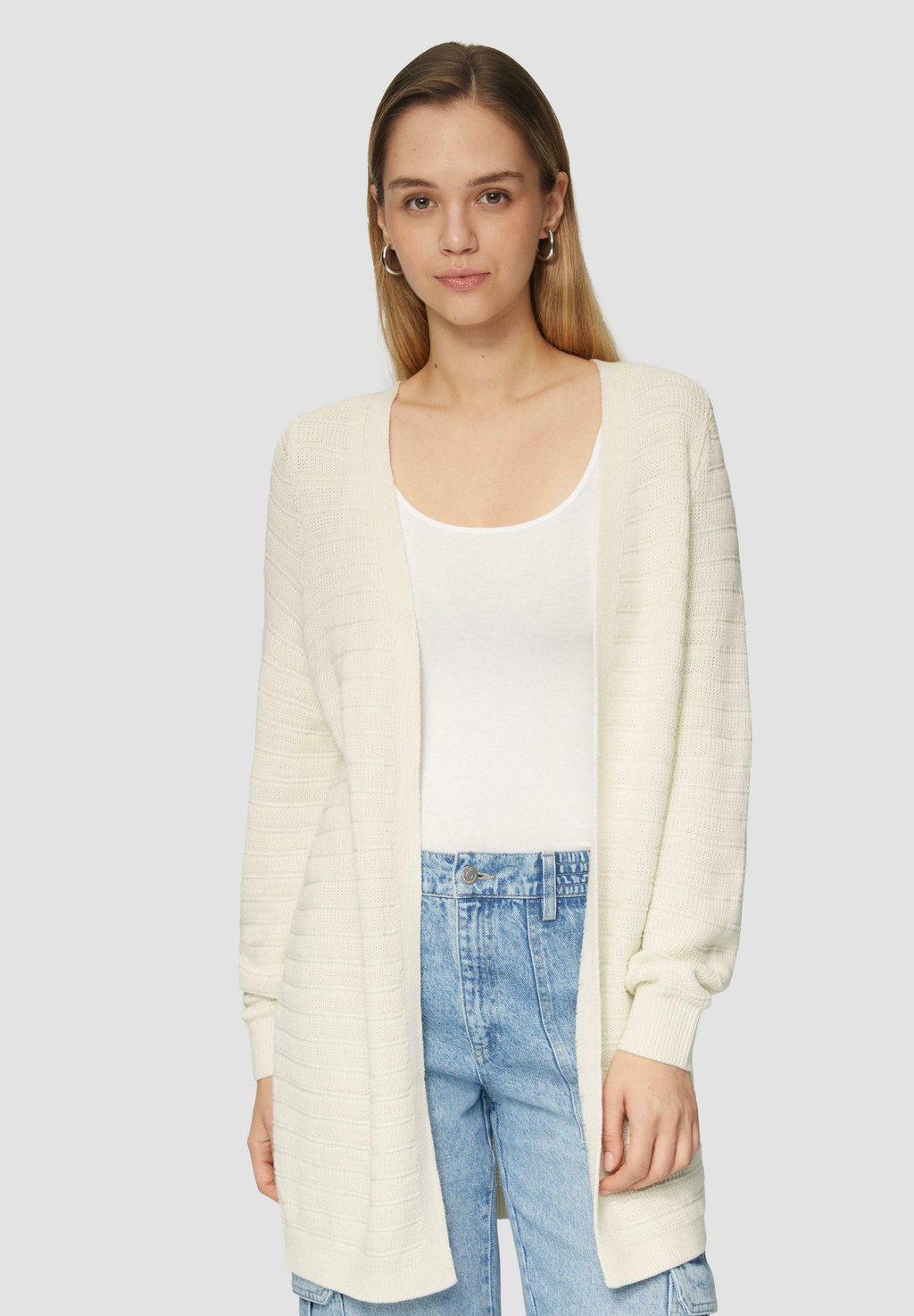 Кардиган OFFENER LONG MIT STRUKTURMUSTER QS, бежевый
Кардиган OFFENER LONG MIT STRUKTURMUSTER QS, бежевый