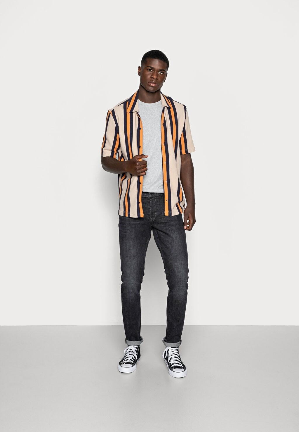 базовая футболка Slim Crewneck 2 Pack Levi's, цвет white/heather grey
базовая футболка Slim Crewneck 2 Pack Levi's, цвет white/heather grey