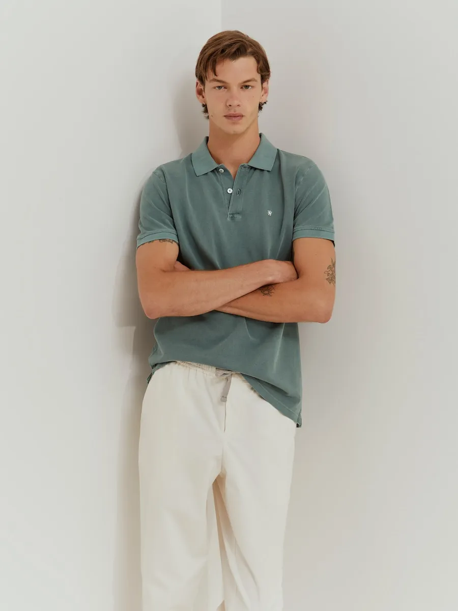 Мужская футболка-поло с короткими рукавами и приталенным кроем, окрашенная в расплавленную ткань, зеленого цвета Lion of Porches
Мужская футболка-поло с короткими рукавами и приталенным кроем, окрашенная в расплавленную ткань, зеленого цвета Lion of Porches