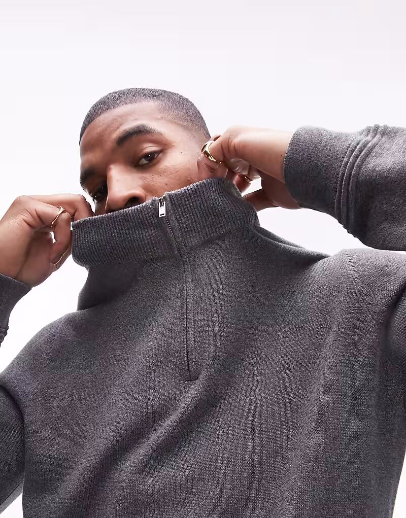 Свитер essentials 1/4 молния Topman, темно-серый
Свитер essentials 1/4 молния Topman, темно-серый