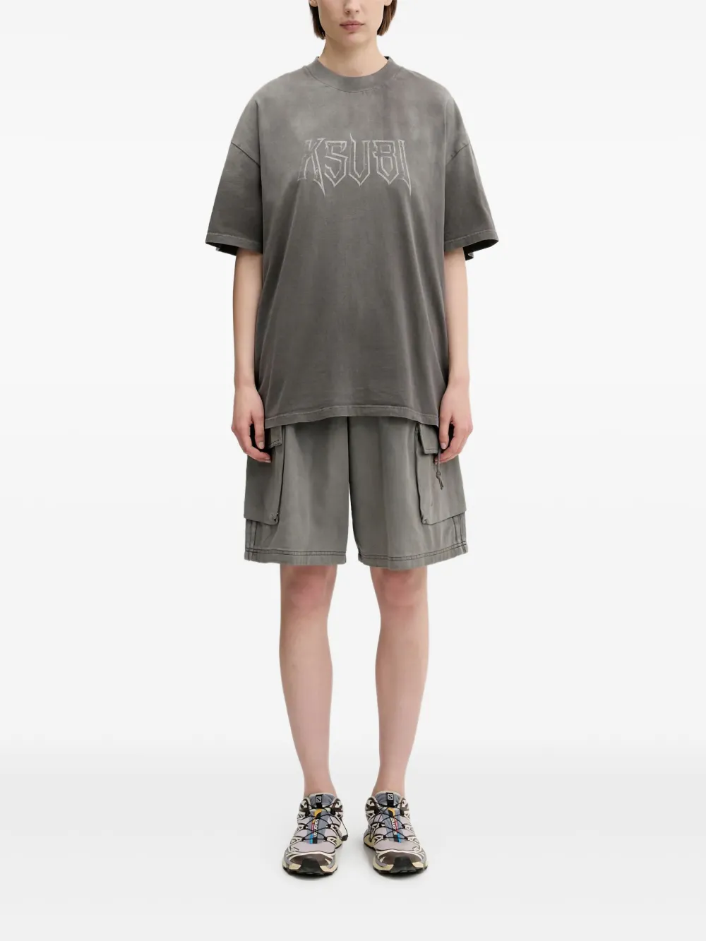 Футболка с логотипом Ksubi, серый
Футболка с логотипом Ksubi, серый