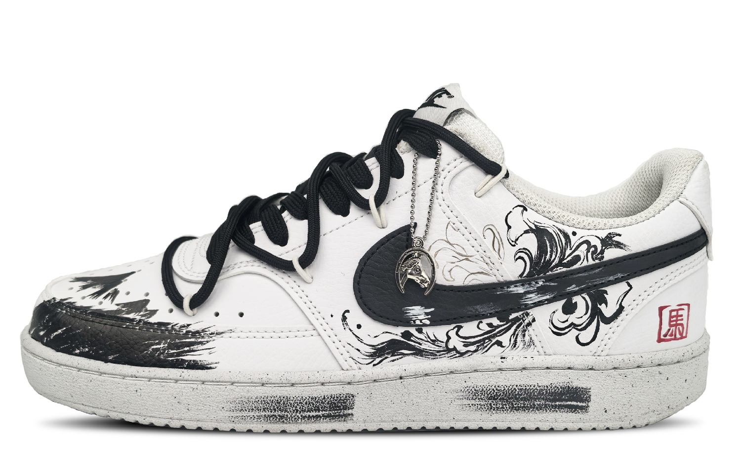 Court Vision 1 Horse Year, Wave Treading Shadow Chase, Ink Wash Abrasion Resistant Low top Skateboard Shoes мужские Nike, белый
Court Vision 1 Horse Year, Wave Treading Shadow Chase, Ink Wash Abrasion Resistant Low top Skateboard Shoes мужские Nike, белый