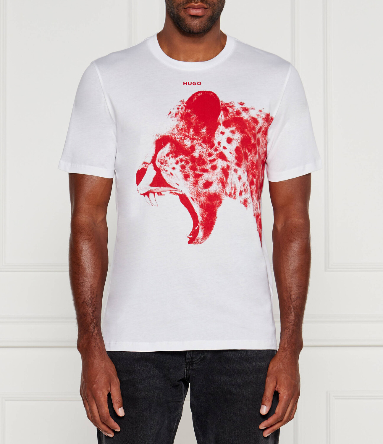 Футболка HUGO Dikobra Regular Fit, белый
Футболка HUGO Dikobra Regular Fit, белый